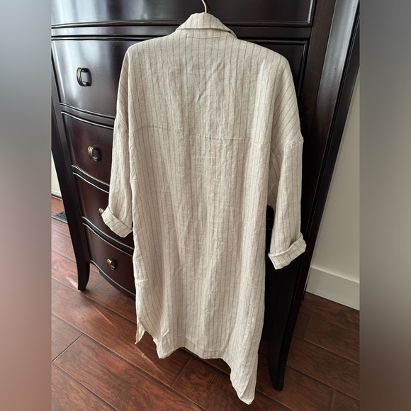 Rebecca King one-of-a-kind sample oatmeal linen stripe duster with pockets - Picture 7 of 15